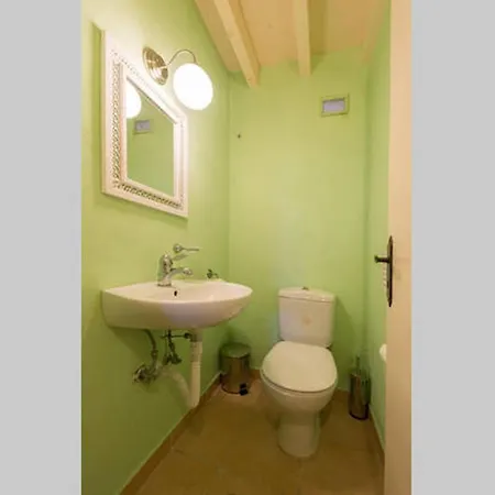 Dom wakacyjny Old Town House With Garden, Fully Equipped & Peaceful