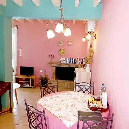 Old Town House With Garden, Fully Equipped & Peaceful * Rhodes City