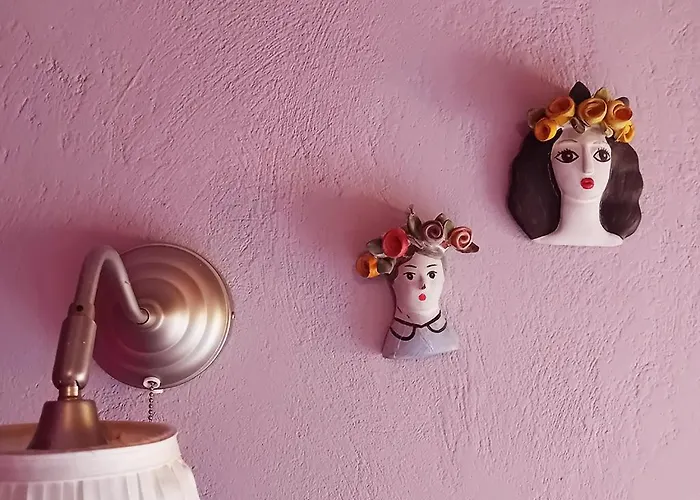 Old Town House With Garden, Fully Equipped & Peaceful *