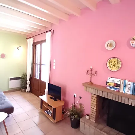 Old Town House With Garden, Fully Equipped & Peaceful Prázdninový dům